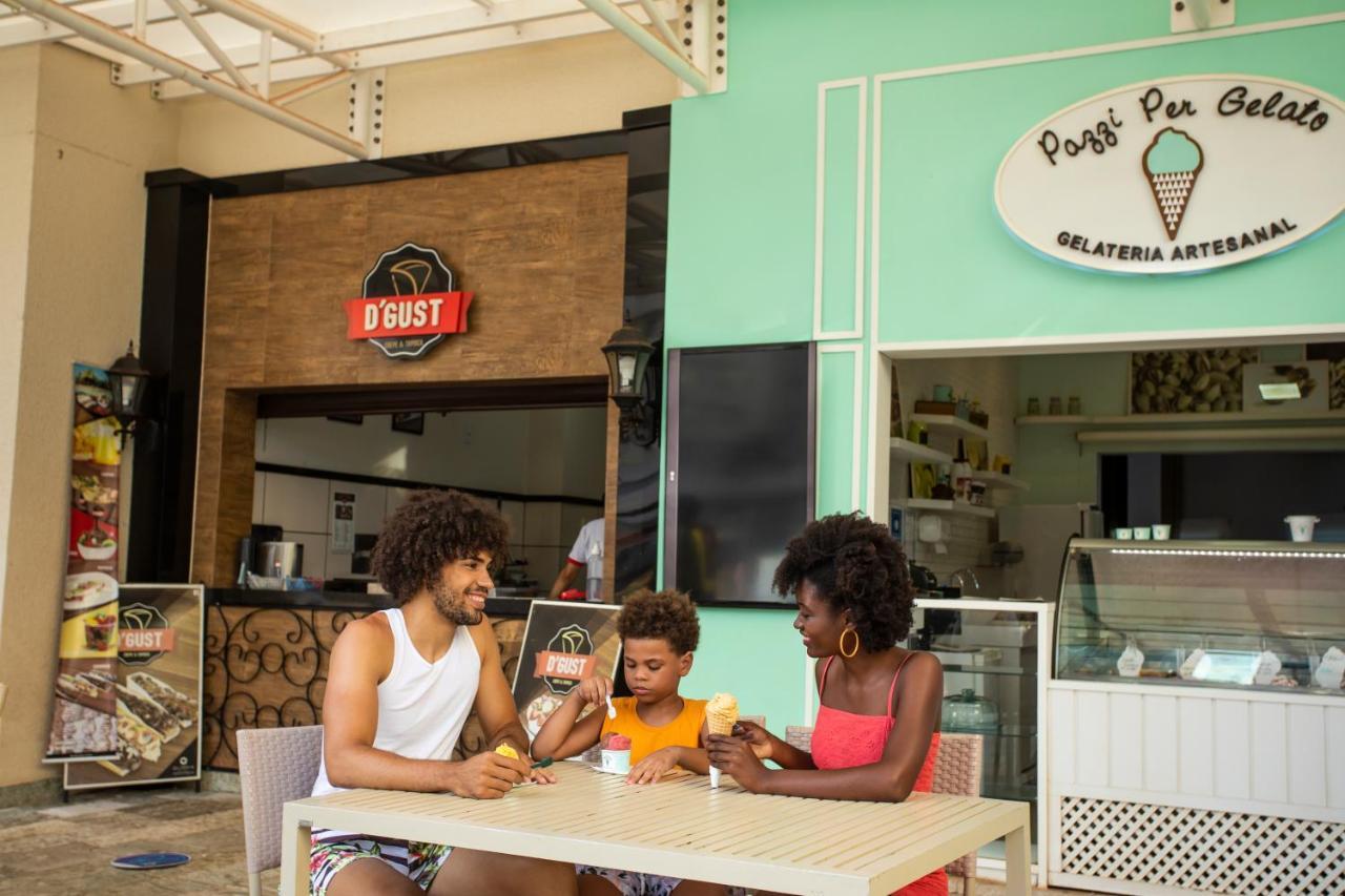 Wyndham Olimpia Royal Hotels Exteriör bild Gelateria in Cabo Verde