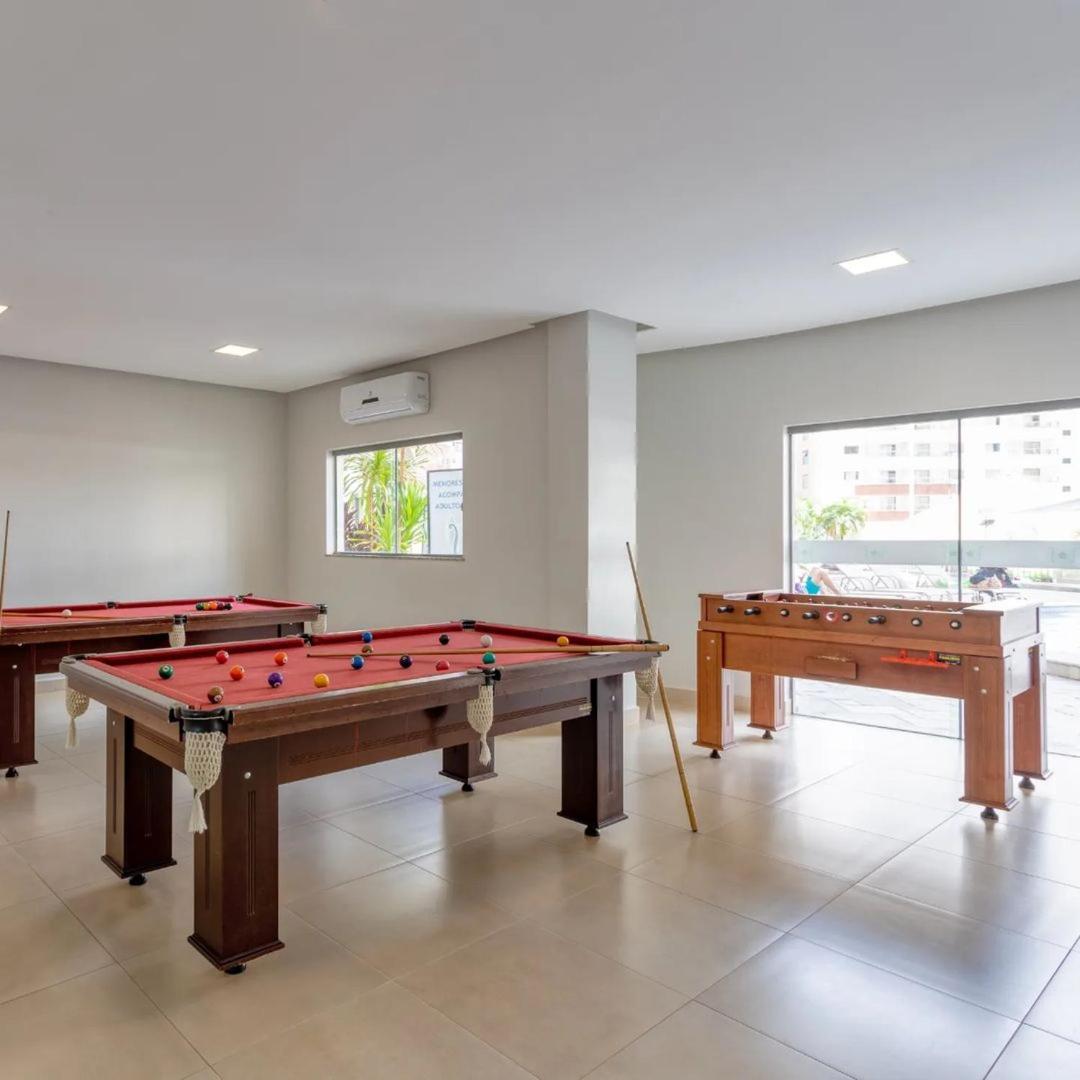 Wyndham Olimpia Royal Hotels Exteriör bild A pool table and a foosball table